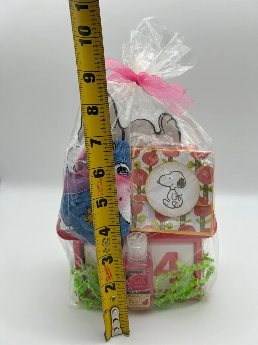 Snoopy Gift Set Perpetual Calendar, Pair of Socks, Post-it Note &Hand Sanitizer